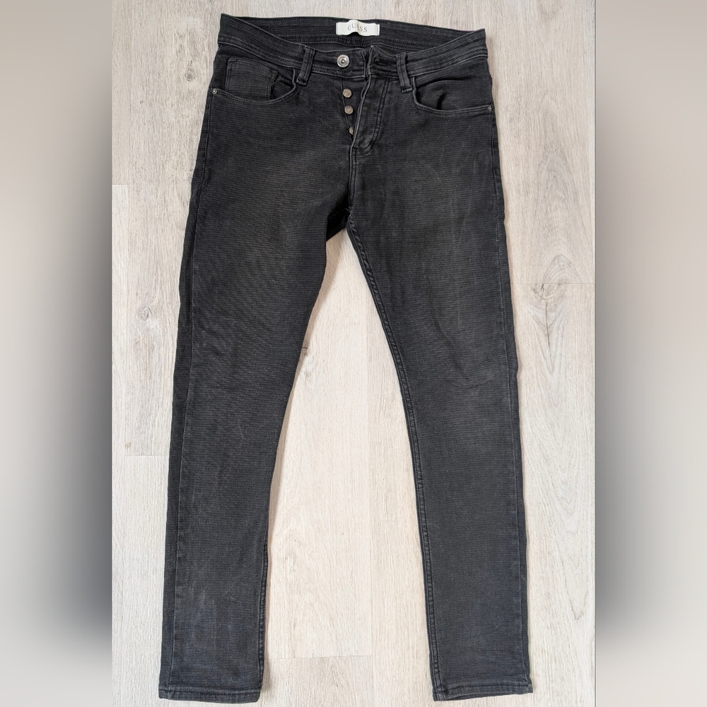 Guess Men's Black Slimfit Skinny Capsule Wardrobe Minimalist Jeans Size 32x32